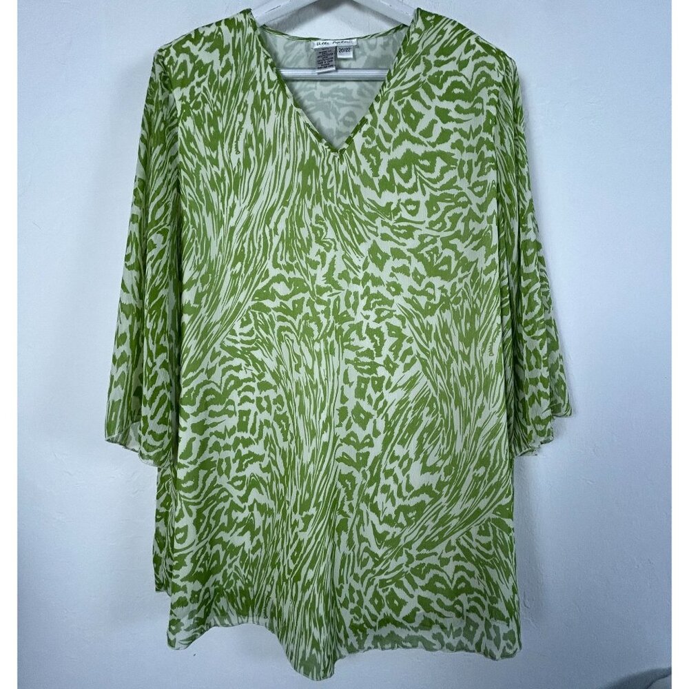 Ulla Popken Womens Green Abstract V-Neck Tunic Top Size 20/22 Relaxed Fit Casual